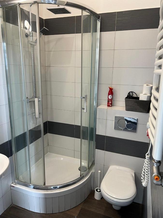 Foksal Apartments - By Hik Apartments وارسو المظهر الخارجي الصورة